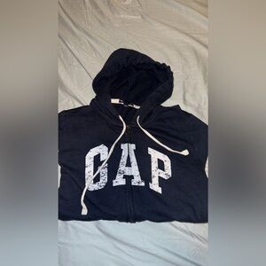 GAP- women’s sweatshirt